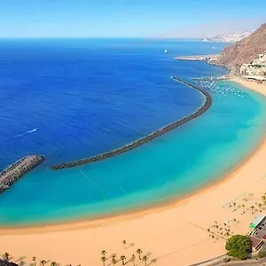 https://apartamento-en-primera-linea-de-mar-las-teresitas-santa.tenerifehoteles.net